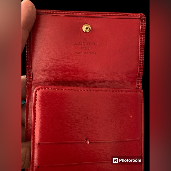 Authentic Louis Vuitton EPI Red Trifold Wallet - Picture 6 of 8